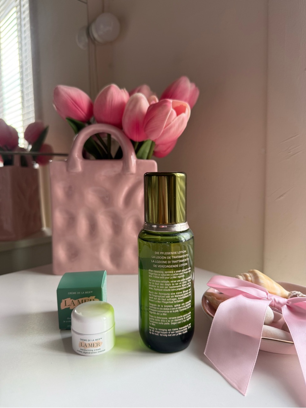 La Mer Skincare Set in Green and Pink - Picture 6 of 8